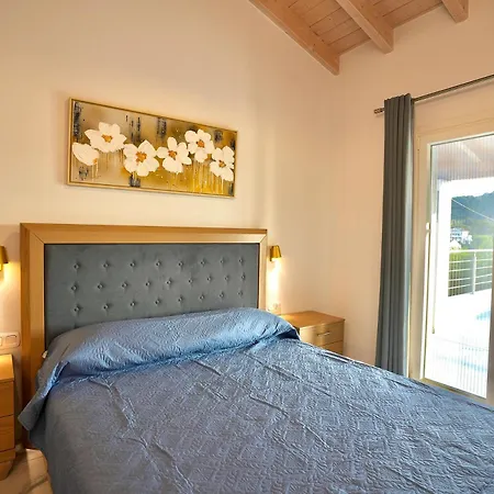 Anna's Corfu Escape 3 Ágios Ioánnis